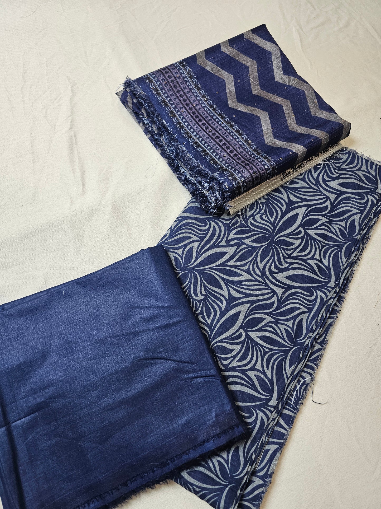 Print Lawn 3 piece Suit PL001
