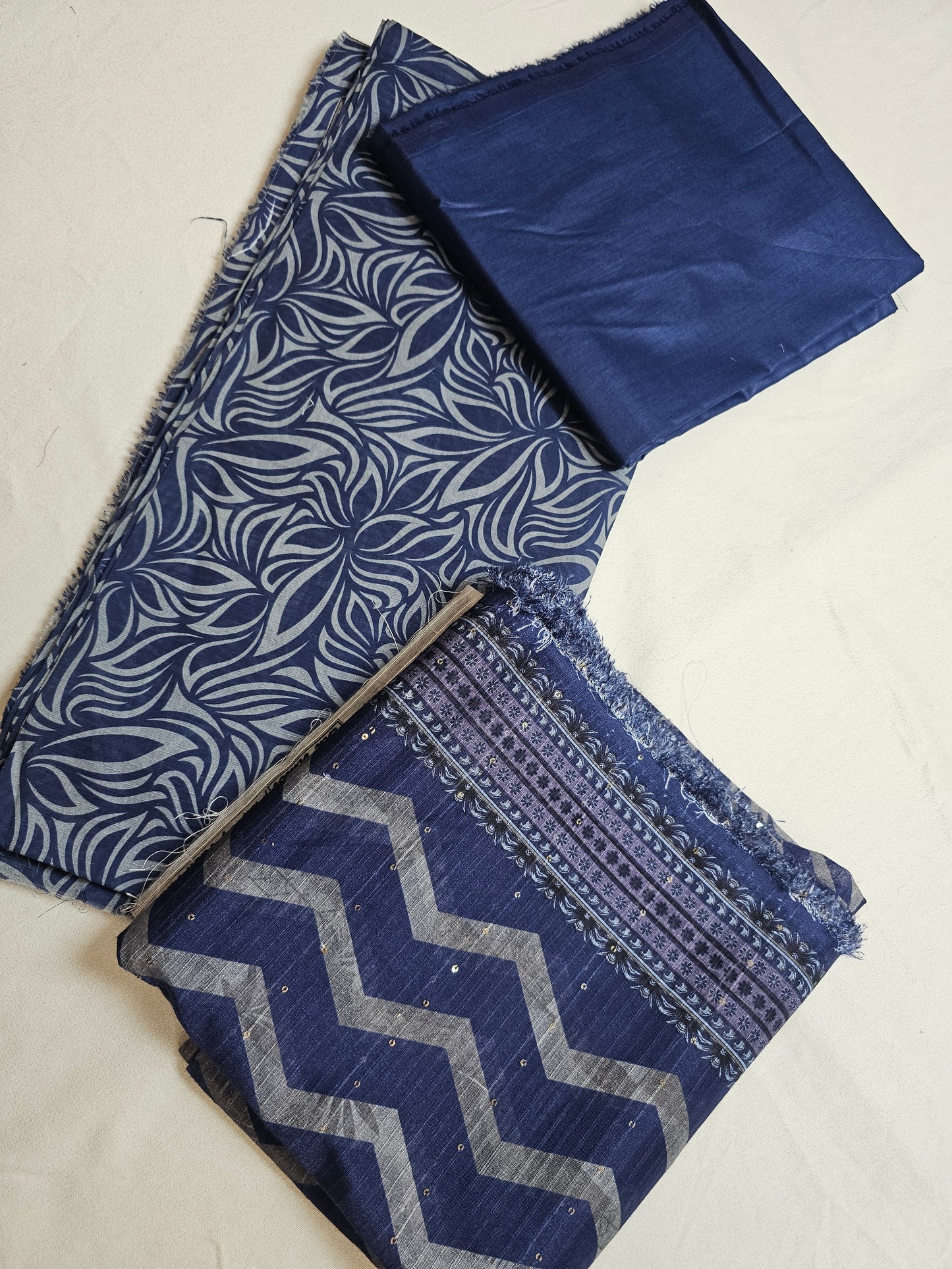 Print Lawn 3 piece Suit PL001
