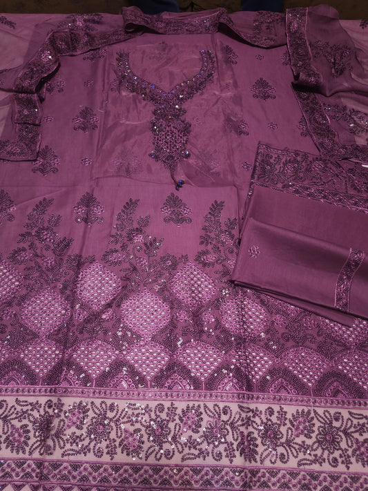Embroidered Lawn Suit EL013