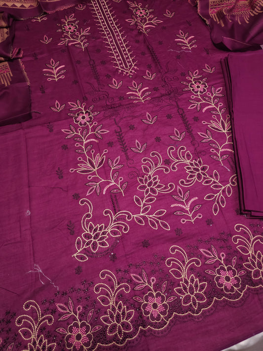 Embroidered Lawn Suit EL001
